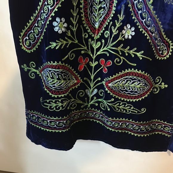 Rare Vintage 1970’s India Crushed Velvet Rayon Embroidered Blue Kaftan Maxi - Picture 8 of 16